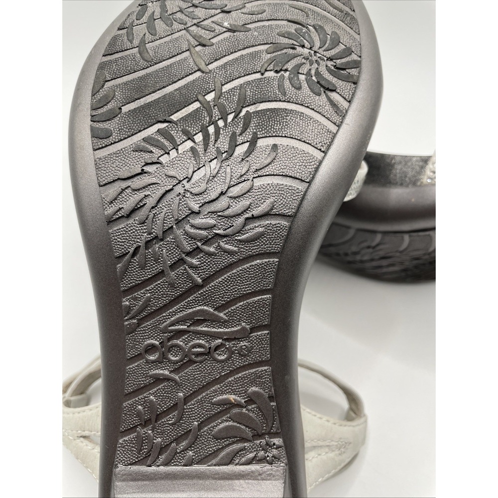 abeo Womens Size 9 Crystal Studded Strappy Sandal Formal Pewter Buckle Cushion - Picture 10 of 11